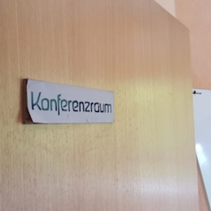 Beschilderung Konferenzraum