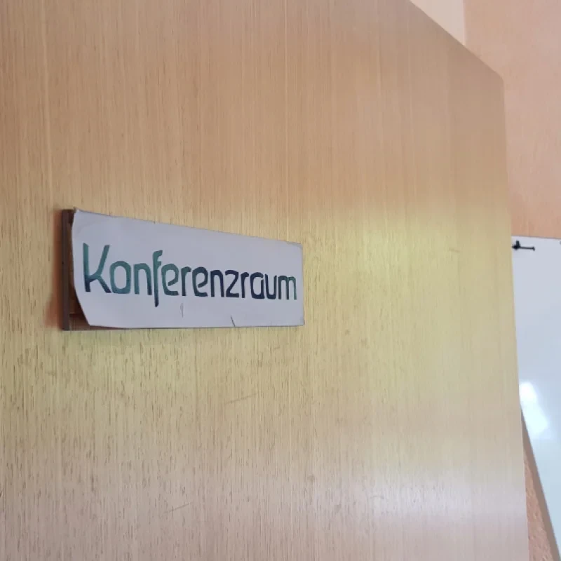 Eingang Konferenzraum